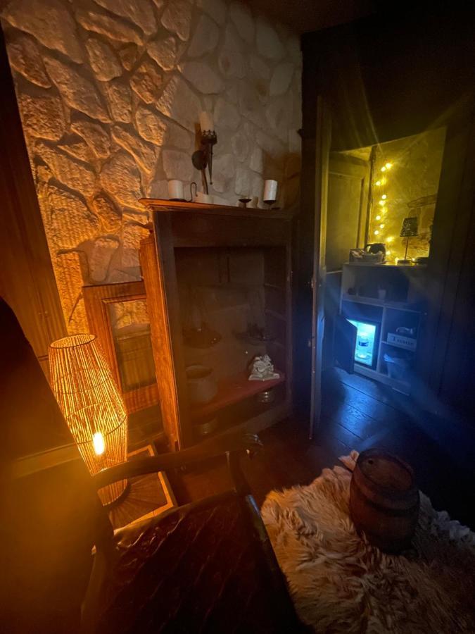 Une Nuit Comme Un Chevalier! Coeur Historique - Hypercentre. Troyes Esterno foto